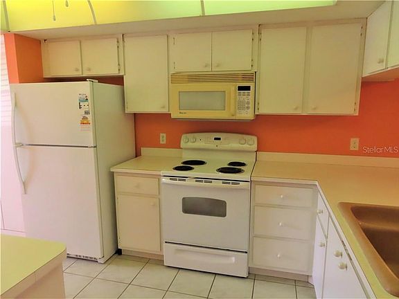 4th image of 3310 Loveland Blvd Unit 803