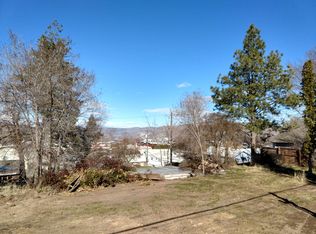 310 Dill Ave, Grand Coulee, WA 99133