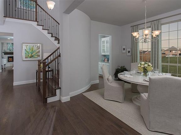 2nd image of 2501 Saffire Way