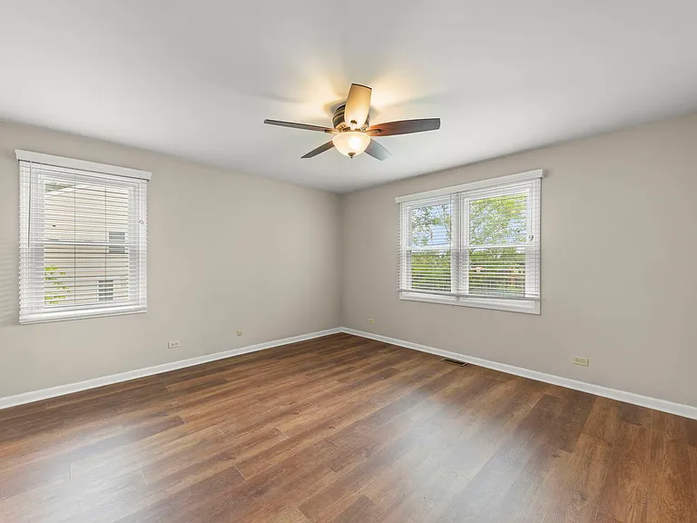 1055 Devonshire Ave #1055 — Photo 15