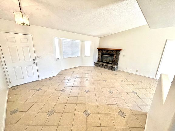 4th image of 11890 6th Ave