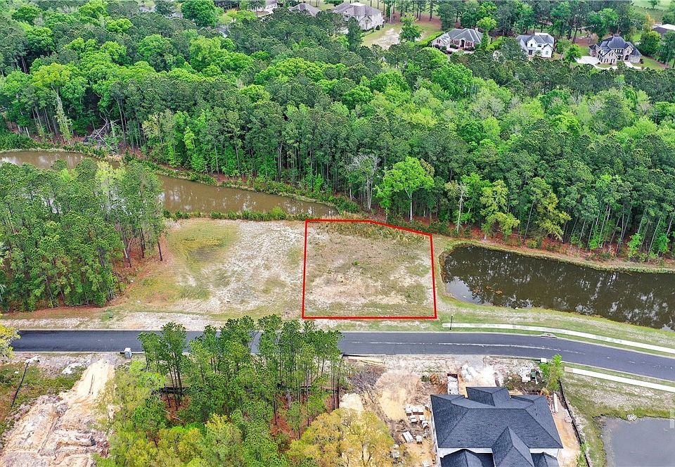 1st image of 170 Wood Haven Lane