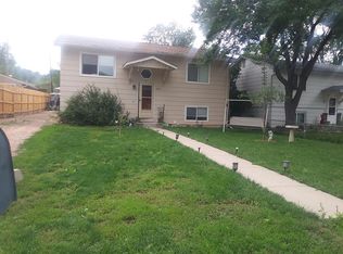 927 N 18th St, Colorado Springs, CO 80904