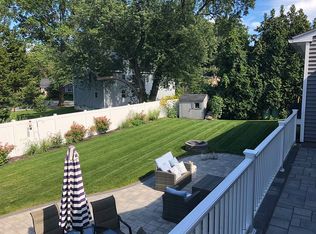 10 Arthur Rd, Andover, MA 01810