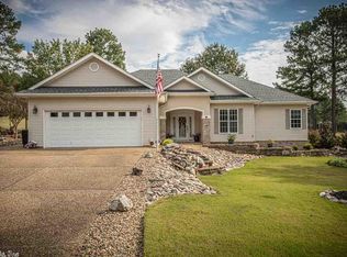 67 Alteza Dr, Hot Springs Village, AR 71909