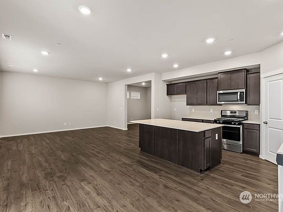 5th image of 11013 Emmons Court E #918