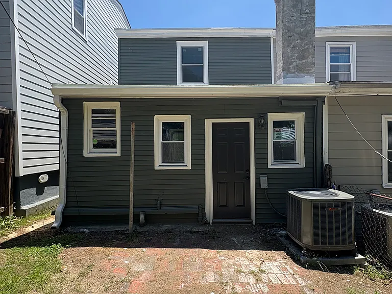 606 N 23rd St — Photo 2