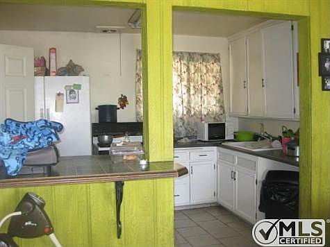 2nd image of 430 S Lillian Dr