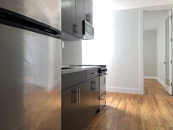 4th image of 6755 3rd Ave #C5