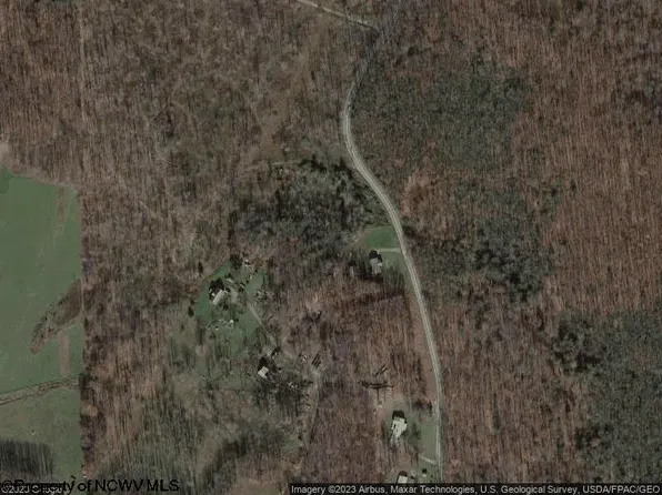 3999 Cranesville Rd, Terra Alta, WV 26764
