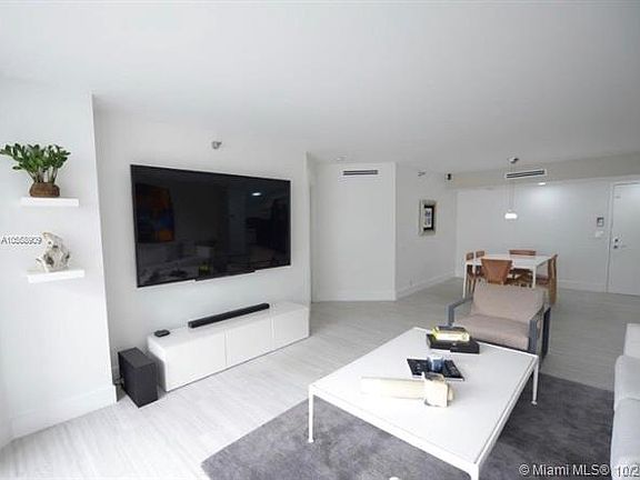 3rd image of 3400 NE 192nd St APT 207