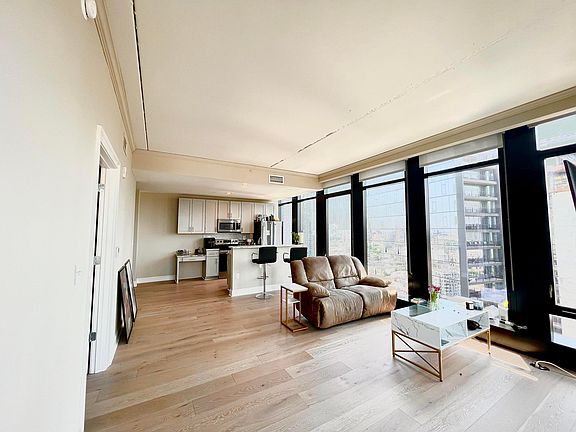 4th image of 101 N Croskey St #2103