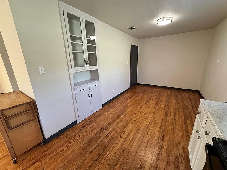 2078 Lower Crabapple Rd — Photo 17