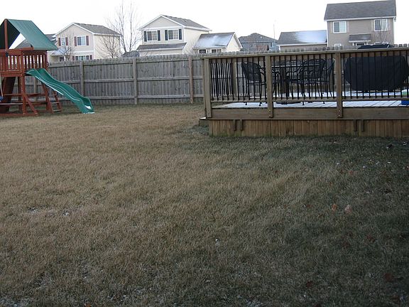 4th image of 2215 SE Florence Dr