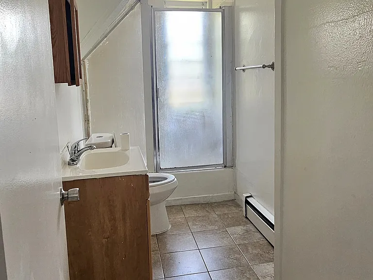 1268 Quinnipiac Ave #C — Photo 6