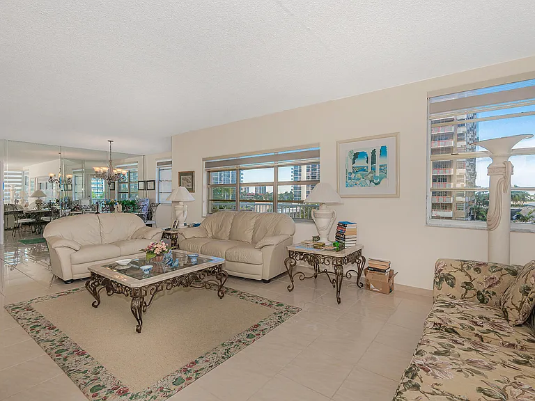 1980 S Ocean Dr #3P — Photo 6
