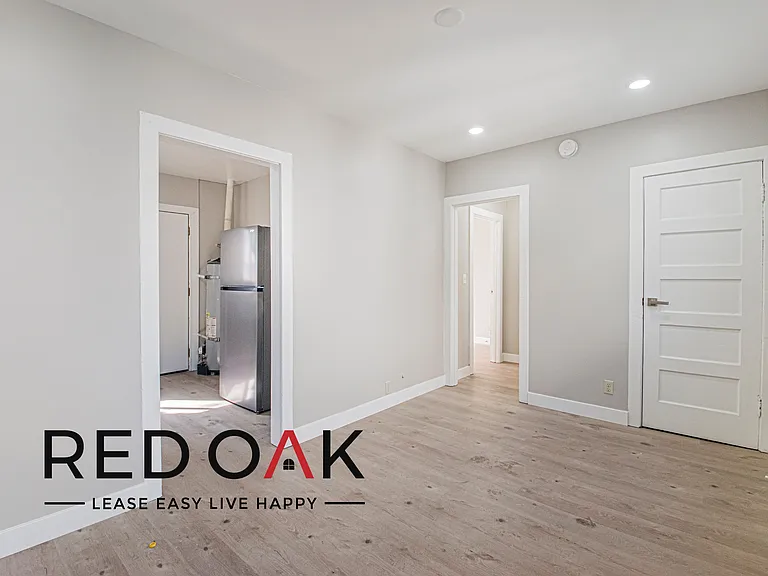 424 E 20th St #424.75 — Photo 8