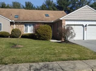 5809 Tavistock Ln, Macungie, PA 18062