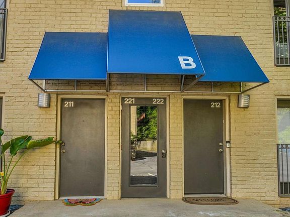 2nd image of 2023 Oakview Rd SE APT 222