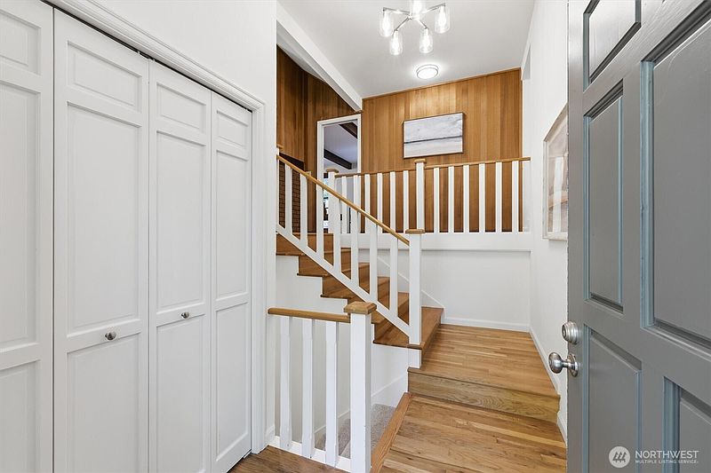 4th image of 4617 162nd Avenue NE