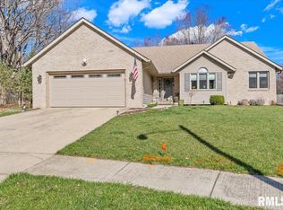 508 Five Forks Dr, Springfield, IL 62711