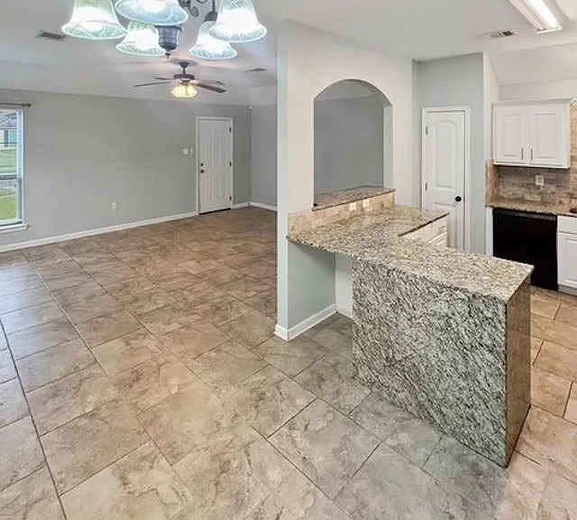 923 Sedona Pines Dr — Photo 4