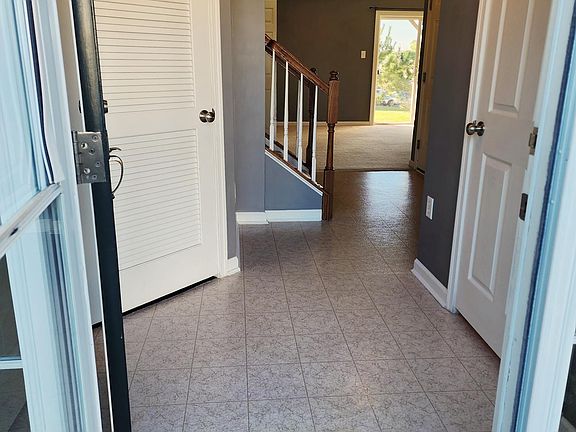 3rd image of 262 S Savanna Dr