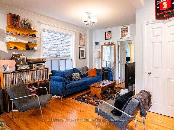 4th image of 184 Franklin Ave
