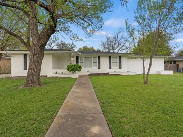 2416 Lake Air Dr, Waco, TX 76710