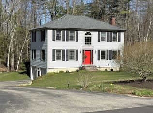 66 Andreski Dr, Fremont, NH 03044