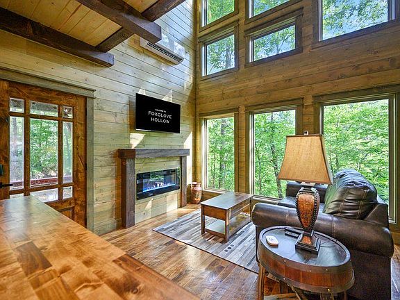 4th image of 122 Sherwood Forest Ln