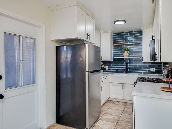 4th image of 6154 Brooklyn Ave