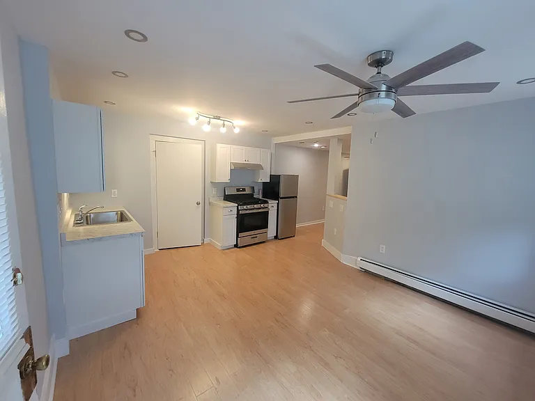 5-63 South St — Photo 9