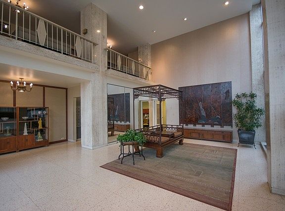 3rd image of 4250 N Marine Dr APT 2613