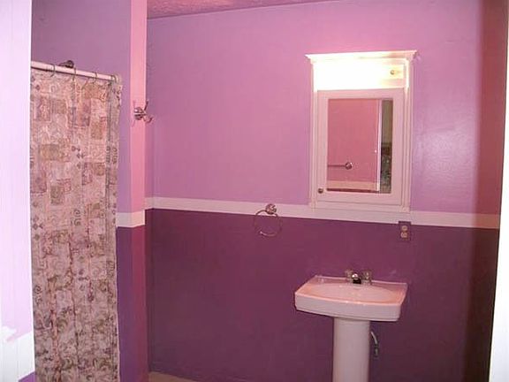 2nd image of 64205 Lynn Ave