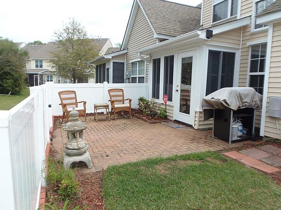 2nd image of 5223 Chicory Ln