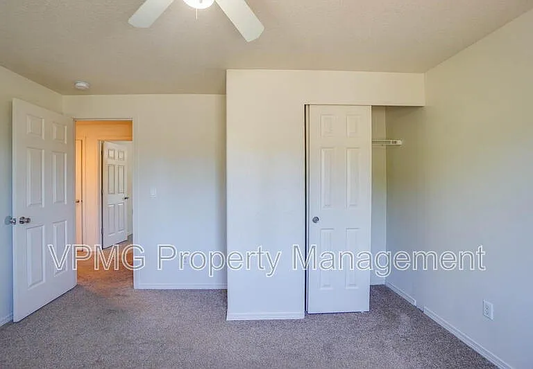 8907 NE 84th St — Photo 20