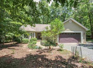 25 Forest Dr, Palmyra, VA 22963