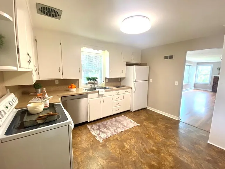 Bright Open Kitchen