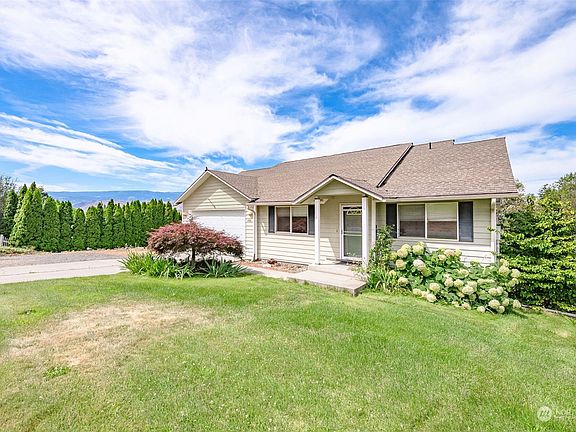 2nd image of 2707 Angel Lane