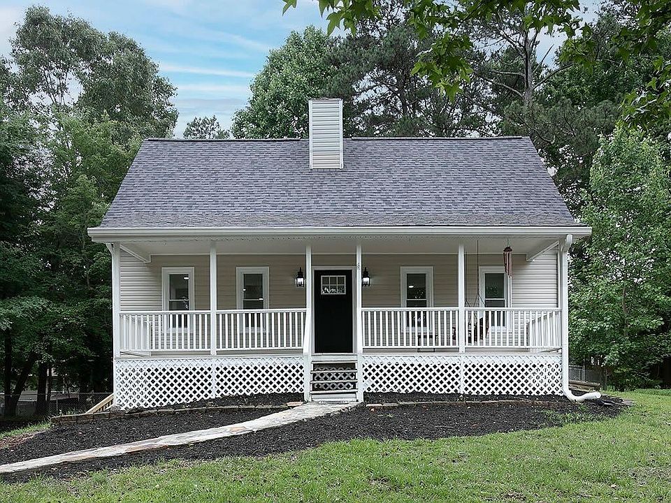 1st image of 2883 Country Ln NW