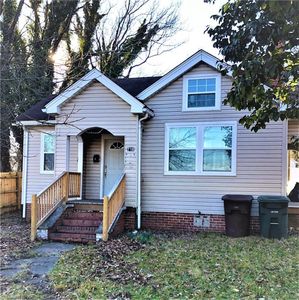 716 Martin Luther King Jr Dr, Greensboro, NC, 27406