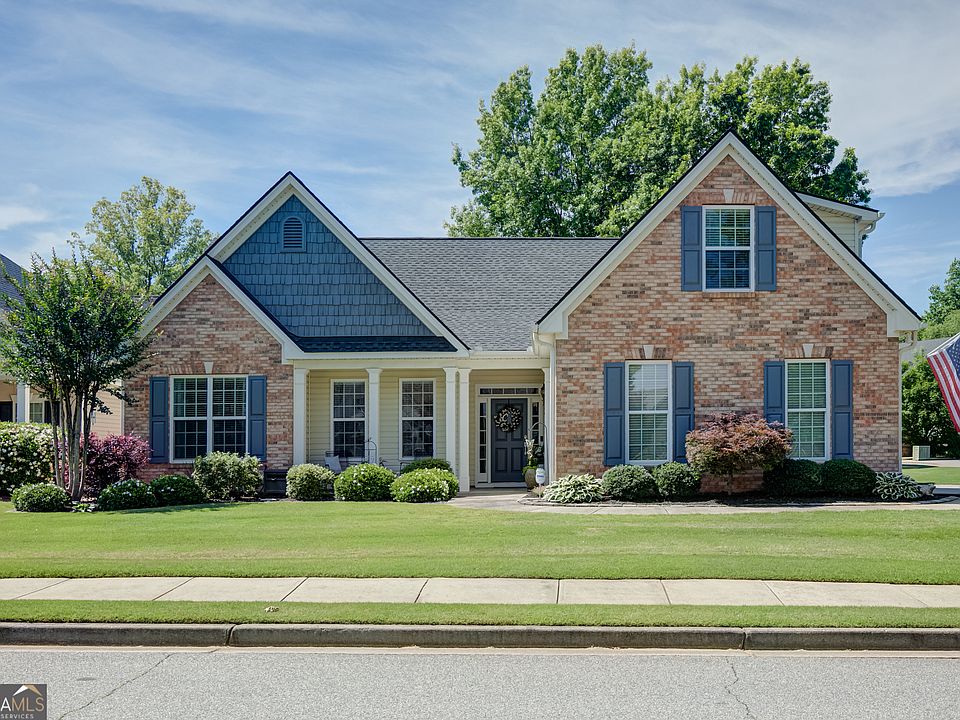 1st image of 10 Village Park Dr