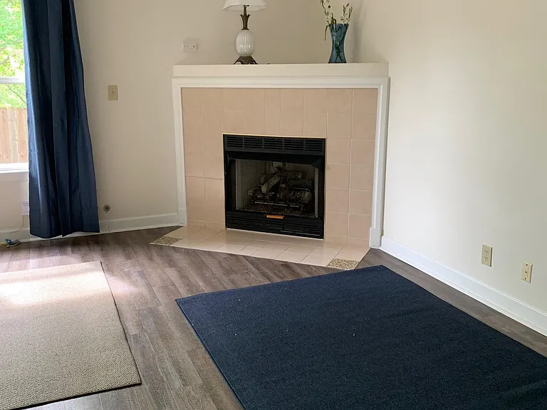 2421 Depauw Dr — Photo 6