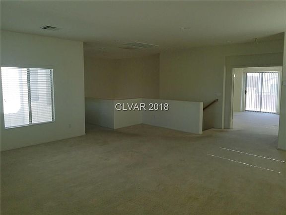 5th image of 1604 Patrick Thomas Ct
