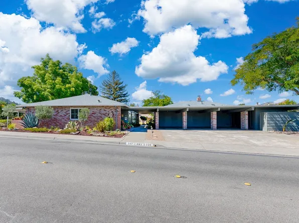 343 Valley Oaks Drive, Santa Rosa, CA 95409