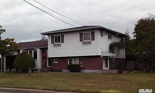 1st image of 337 W 21st St