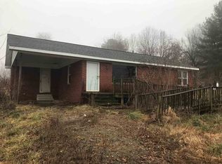 3902 Hinkleville Rd, La Center, KY 42056
