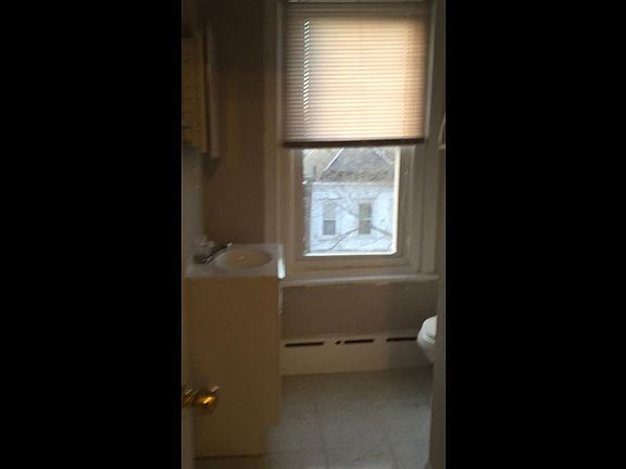 5th image of 459 W Hansberry St #2