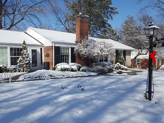 3rd image of 53 W Sherwood Dr